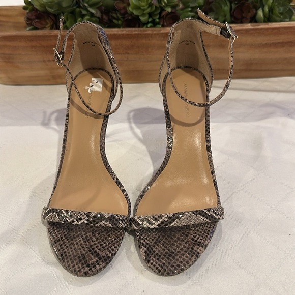 Banana Republic Bare Snakeskin Ankle Strap heeled Sandals Cocktail Heels size 9 - Picture 2 of 5